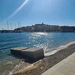 Holiday home Maneni Rogoznica (Sibenik-Knin)