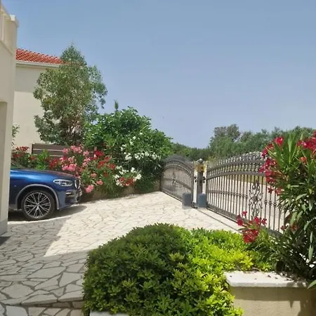 Maneni Rogoznica (Sibenik-Knin)