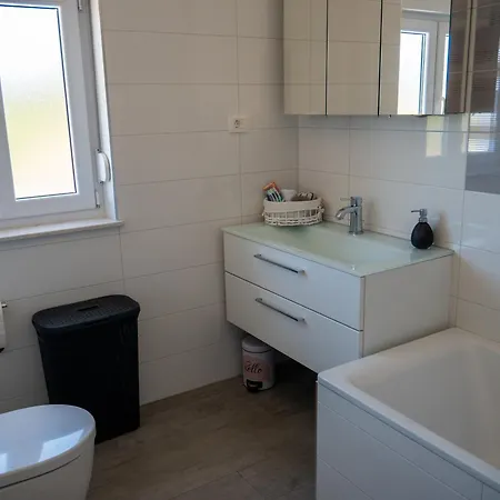 Hébergement de vacances Maneni