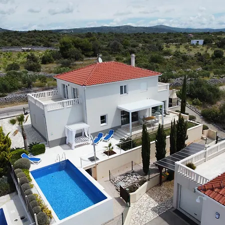 Maneni Hébergement de vacances Rogoznica (Sibenik-Knin)