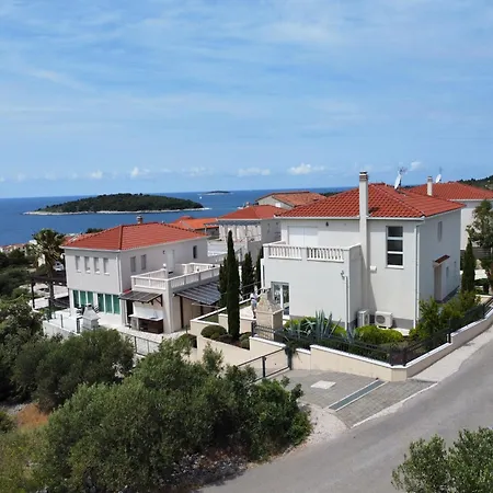 Hébergement de vacances Maneni Rogoznica (Sibenik-Knin)