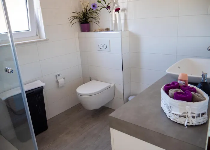 Maneni Tatil Evi Rogoznica (Sibenik-Knin)